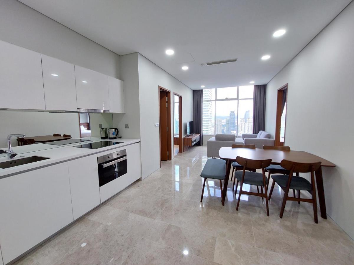 Sky Suites With Klcc Twin Tower View By Irent365 Kuala Lumpur Exterior photo